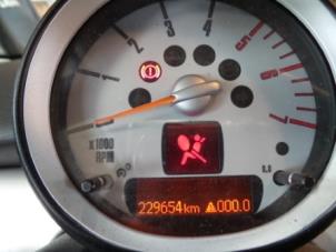 Gebruikte Toerenteller Mini Clubman (R55) 1.6 Cooper D Prijs € 40,00 Margeregeling aangeboden door Autobedrijf Broekhuis B.V.