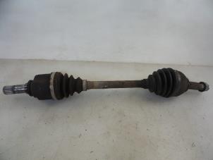 Gebruikte Cardanas links-voor (VWA) Renault Trafic New (FL) 2.0 dCi 16V 115 Prijs € 102,85 Inclusief btw aangeboden door Autobedrijf Broekhuis B.V.