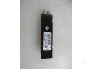 Gebruikte Antenne Versterker Mercedes E (W212) E-350 CDI V6 24V BlueEfficiency Prijs € 15,00 Margeregeling aangeboden door Autobedrijf Broekhuis B.V.