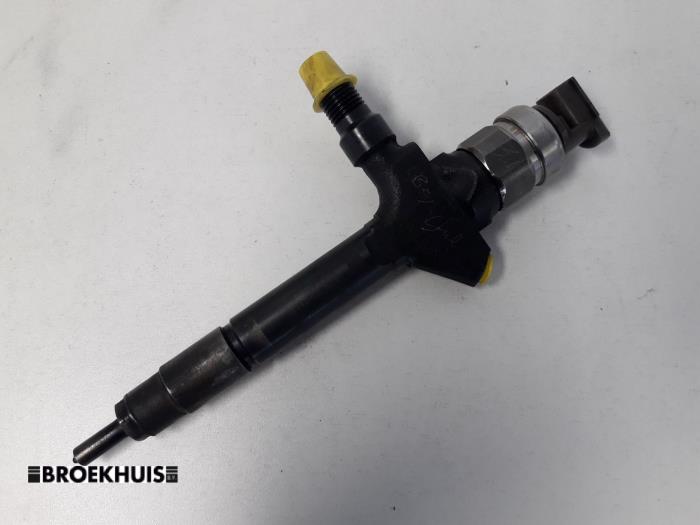 Gebruikte Verstuiver (diesel) Mazda 6 (GG12/82) 2.0 CiDT 16V Prijs € 50,00 Margeregeling aangeboden door Autobedrijf Broekhuis B.V.