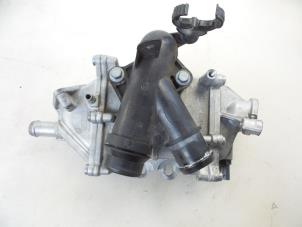 Gebruikte EGR koeler Jaguar XE 2.0 D E-Performance 16V Prijs € 150,00 Margeregeling aangeboden door Autobedrijf Broekhuis B.V.