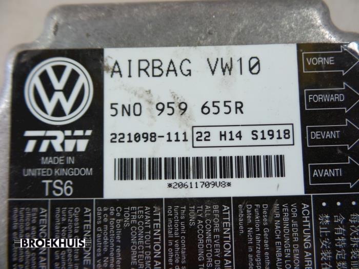 Module Airbag van een Volkswagen Passat Variant (365) 2.0 TDI 16V 140 2011