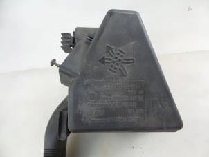 Gebruikte Luchtfilterhuis Skoda Fabia II Combi 1.4 TDI 80 Prijs € 25,00 Margeregeling aangeboden door Autobedrijf Broekhuis B.V.