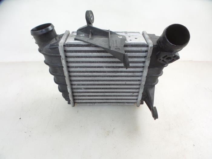 Intercooler van een Skoda Fabia II Combi 1.4 TDI 80 2008