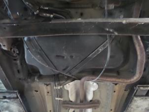 Gebruikte Tank Ford Fiesta 6 (JA8) 1.6 TDCi 16V ECOnetic Prijs € 125,00 Margeregeling aangeboden door Autobedrijf Broekhuis B.V.