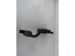 Gebruikte Gaspedaal Lancia Musa 1.3 JTD Multijet 95 Prijs € 30,00 Margeregeling aangeboden door Autobedrijf Broekhuis B.V.