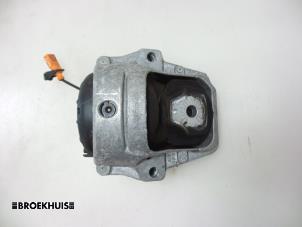 Gebruikte Motorsteun Audi A6 (C7) 2.0 TDI 16V Prijs € 35,00 Margeregeling aangeboden door Autobedrijf Broekhuis B.V.