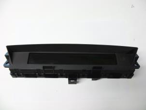 Gebruikte Display Interieur Mazda 6 SportBreak (GH19/GHA9) 2.0 CiDT 16V Prijs € 35,00 Margeregeling aangeboden door Autobedrijf Broekhuis B.V.