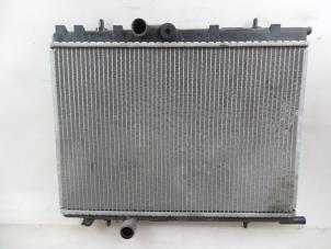 Gebruikte Radiateur Citroen Xsara Picasso (CH) 1.6 Prijs € 25,00 Margeregeling aangeboden door Autobedrijf Broekhuis B.V.