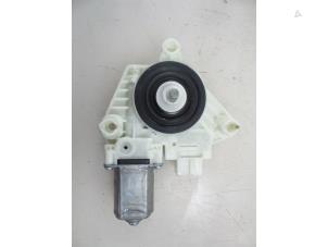 Gebruikte Motor electrisch raam Mercedes C (W205) C-220 2.2 CDI BlueTEC, C-220 d 16V Prijs € 20,00 Margeregeling aangeboden door Autobedrijf Broekhuis B.V.