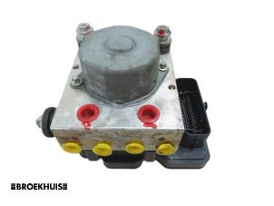 Gebruikte ABS Pomp Suzuki Celerio (LF) 1.0 12V Dualjet Prijs € 60,00 Margeregeling aangeboden door Autobedrijf Broekhuis B.V.