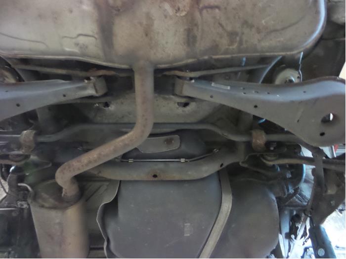 Gebruikte Subframe Volkswagen Golf VI (5K1) 1.4 TSI 122 16V Prijs € 65,00 Margeregeling aangeboden door Autobedrijf Broekhuis B.V.