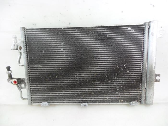 Gebruikte Airco Radiateur Opel Zafira (M75) 1.8 16V Ecotec Prijs € 30,00 Margeregeling aangeboden door Autobedrijf Broekhuis B.V.