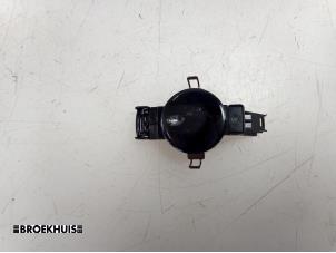 Gebruikte Regensensor Mercedes Sprinter 5t (907.6) 319 CDI 3.0 V6 24V RWD Prijs € 60,50 Inclusief btw aangeboden door Autobedrijf Broekhuis B.V.