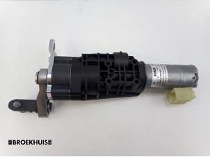 Gebruikte Achterklep motor Audi A4 Avant (B9) 2.0 TDI Ultra 16V Prijs € 100,00 Margeregeling aangeboden door Autobedrijf Broekhuis B.V.