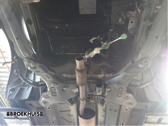Gebruikte Subframe Fiat 500 (312) 0.9 TwinAir 85 Prijs € 100,00 Margeregeling aangeboden door Autobedrijf Broekhuis B.V.