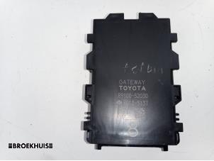 Gebruikte Gateway module Toyota Yaris III (P13) 1.5 16V Hybrid Prijs € 30,00 Margeregeling aangeboden door Autobedrijf Broekhuis B.V.