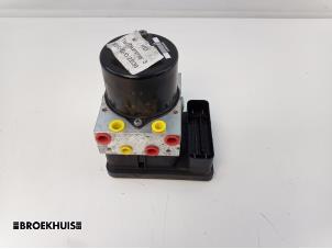 Gebruikte ABS Pomp Ford Focus 2 Wagon 1.6 16V Prijs € 75,00 Margeregeling aangeboden door Autobedrijf Broekhuis B.V.