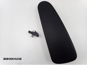 Gebruikte Airbag stoel (zitplaats) Smart Forfour (453) 1.0 12V Prijs € 50,00 Margeregeling aangeboden door Autobedrijf Broekhuis B.V.