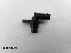 Gebruikte Nokkenas Sensor Mercedes C Estate (S205) C-350 e 2.0 16V Prijs € 15,00 Margeregeling aangeboden door Autobedrijf Broekhuis B.V.