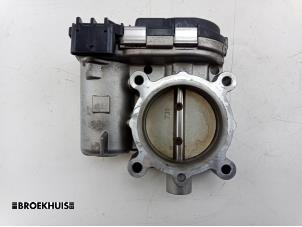 Gebruikte Gasklephuis Mercedes C Estate (S205) C-350 e 2.0 16V Prijs € 50,00 Margeregeling aangeboden door Autobedrijf Broekhuis B.V.