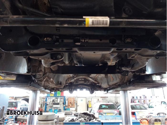 Gebruikte Subframe Mercedes ML III (166) 2.1 ML-250 CDI 16V BlueTEC 4-Matic Prijs € 350,00 Margeregeling aangeboden door Autobedrijf Broekhuis B.V.