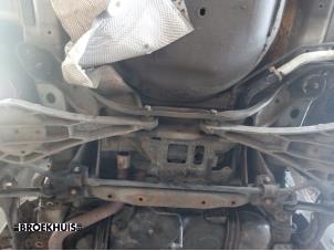 Gebruikte Subframe Volvo V70 (BW) 2.0 16V Prijs € 75,00 Margeregeling aangeboden door Autobedrijf Broekhuis B.V.