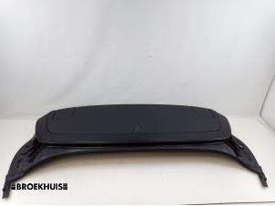 Gebruikte Cabriodak Afdekplaat BMW Z4 Roadster (E89) sDrive 23i 2.5 24V Prijs € 350,00 Margeregeling aangeboden door Autobedrijf Broekhuis B.V.