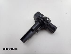 Gebruikte Luchtmassameter Toyota Yaris III (P13) 1.5 16V Hybrid Prijs € 15,00 Margeregeling aangeboden door Autobedrijf Broekhuis B.V.