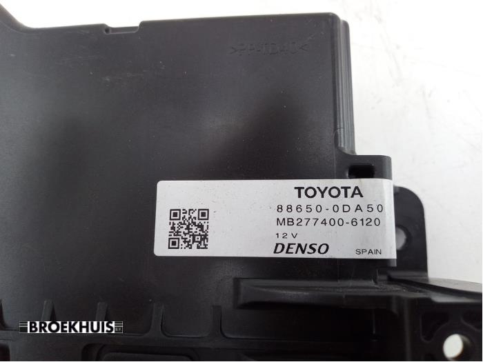 Computer Koeling van een Toyota Yaris III (P13) 1.5 16V Hybrid 2019