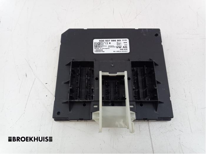 Computer Body Control van een Volkswagen Passat Variant (3G5) 1.6 TDI 16V 2015