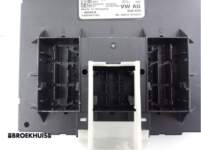 Computer Body Control van een Volkswagen Passat Variant (3G5) 1.6 TDI 16V 2015