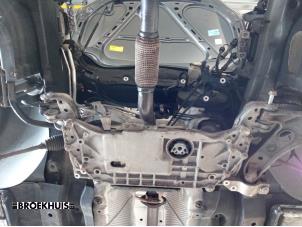 Gebruikte Subframe Volkswagen Golf V Variant (1K5) 1.4 TSI 122 16V Prijs € 65,00 Margeregeling aangeboden door Autobedrijf Broekhuis B.V.