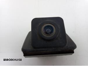 Gebruikte Camera achteruitrijden Peugeot 5008 II (M4/MC/MJ/MR) 1.6 BlueHDi 120 Prijs € 75,00 Margeregeling aangeboden door Autobedrijf Broekhuis B.V.