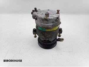 Pomp Airco van een Mercedes-Benz Sprinter 3t (903) 313 CDI 16V 2003