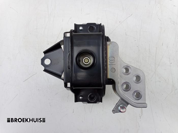 Gebruikte Motorrubber Mitsubishi Eclipse Cross (GK/GL) 1.5 Turbo 16V 2WD Prijs € 50,00 Margeregeling aangeboden door Autobedrijf Broekhuis B.V.