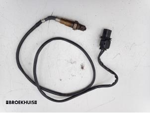 Gebruikte Lambda Sonde BMW 5 serie (F10) 530i 24V Prijs € 25,00 Margeregeling aangeboden door Autobedrijf Broekhuis B.V.
