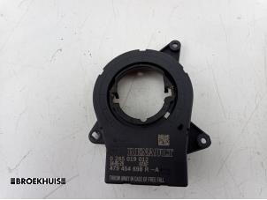 Gebruikte Stuurhoek sensor Dacia Logan MCV II/Sandero Wagon (7S) 1.5 dCi 90 Prijs € 15,00 Margeregeling aangeboden door Autobedrijf Broekhuis B.V.