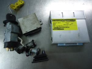 Gebruikte Inspuitcomputer Daewoo Nexia 1.5 GLX,GTX 16V Prijs € 25,00 Margeregeling aangeboden door Autobedrijf Broekhuis B.V.