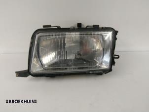Gebruikte Linker Koplamp Audi 80 (B4) 2.3 E Prijs € 25,00 Margeregeling aangeboden door Autobedrijf Broekhuis B.V.