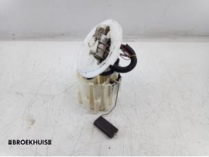 Gebruikte Tank element Pomp Opel Zafira (M75) 1.8 16V Ecotec Prijs € 30,00 Margeregeling aangeboden door Autobedrijf Broekhuis B.V.