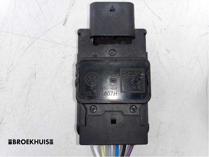 Nox sensor van een Skoda Superb Combi (3V5) 2.0 TDI 2020