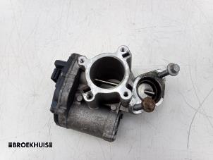 Gebruikte EGR Klep Opel Vivaro 2.0 CDTI 16V Prijs € 102,85 Inclusief btw aangeboden door Autobedrijf Broekhuis B.V.