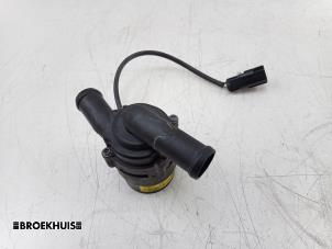 Gebruikte Waterpomp Volvo S80 (AR/AS) 2.0 D 16V Prijs € 40,00 Margeregeling aangeboden door Autobedrijf Broekhuis B.V.