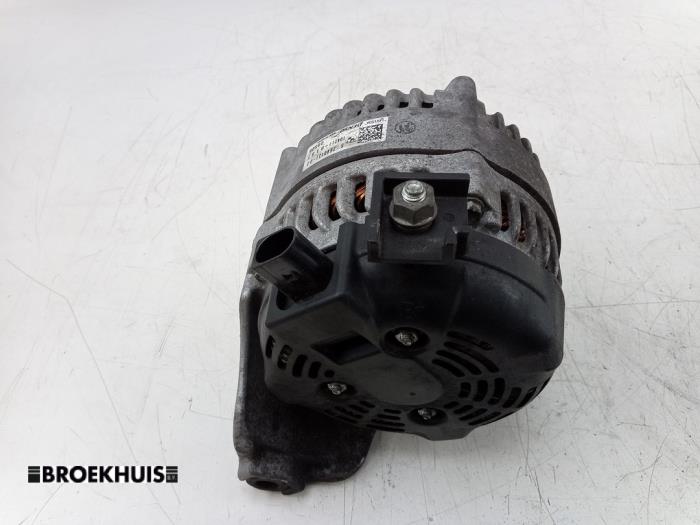 Dynamo van een BMW 4 serie Gran Coupe (F36) 420d 2.0 16V 2015