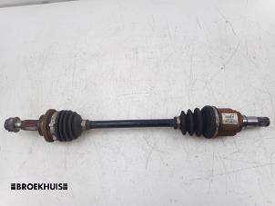 Gebruikte Steekas links-voor Opel Karl 1.0 12V Prijs € 60,00 Margeregeling aangeboden door Autobedrijf Broekhuis B.V.