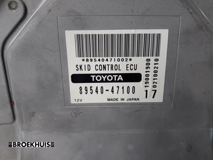 Esp computer van een Toyota Prius (NHW20) 1.5 16V 2008