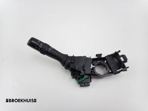 Gebruikte Knipperlicht Schakelaar Citroen C1 1.0 Vti 68 12V Prijs € 35,00 Margeregeling aangeboden door Autobedrijf Broekhuis B.V.