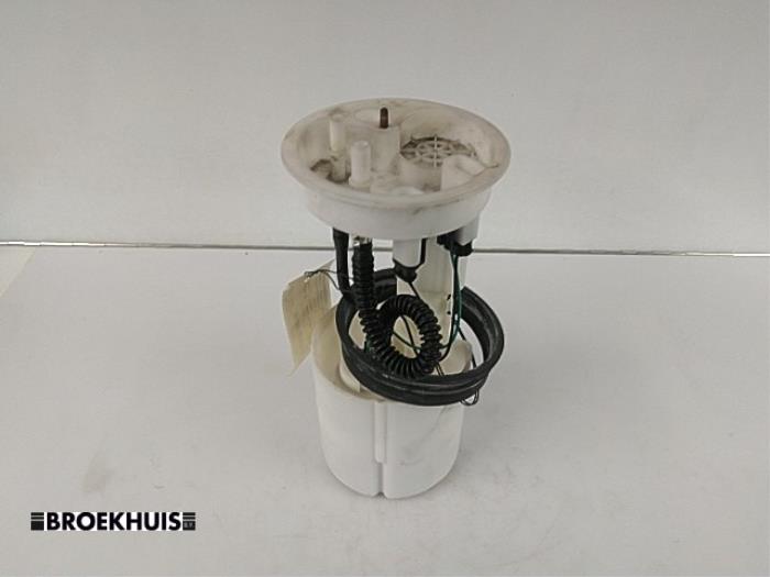 Gebruikte Tank element Pomp Fiat Brava (182B) 1.4 S,SX 12V Prijs € 15,00 Margeregeling aangeboden door Autobedrijf Broekhuis B.V.