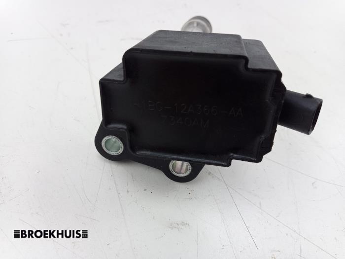 Bobine van een Ford Fiesta 7 1.1 Ti-VCT 12V 70 2018